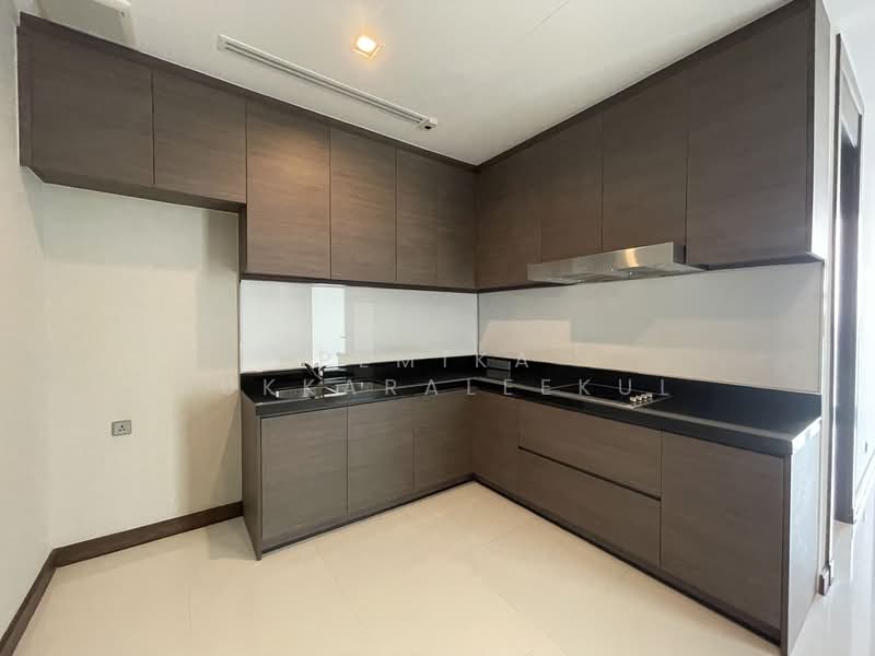 Q1 Sukhumvit, Bangkok, 1 Sukhumvit Road, Khlong Toei, Bangkok, 3 Bedrooms, 158 sqm, Condo For Sale, by Pemika Aukkaraleekul, 500304814 - DDproperty.com