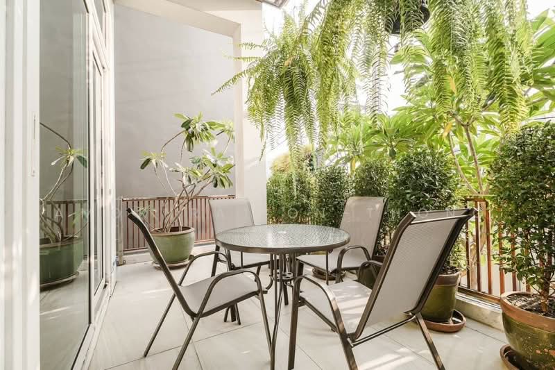 House, Bangkok, Khlong Tan Nua, Watthana, Bangkok, 5 Bedrooms, 450 sqm, Single Detached House For Sale, by Amornrat On-Thong, 500304821 - DDproperty.com