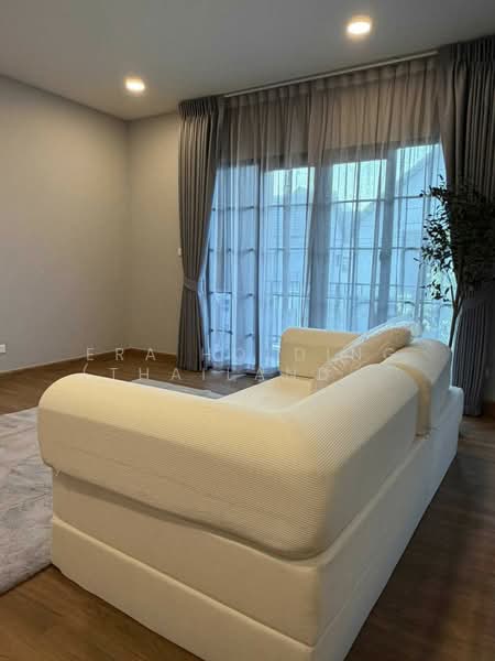 Centro Bangna, Samut Prakan, 111 Soi 3, Bang Kaeo, Bang Plee, Samut Prakan, 4 Bedrooms, 303 sqm, Single Detached House For Rent, by ERA Holding (Thailand) Co., Ltd., 500304824 - DDproperty.com