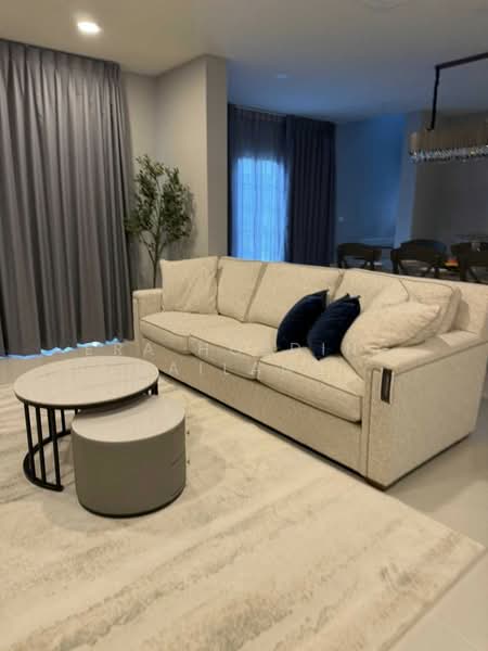 Centro Bangna, Samut Prakan, 111 Soi 3, Bang Kaeo, Bang Plee, Samut Prakan, 4 Bedrooms, 303 sqm, Single Detached House For Rent, by ERA Holding (Thailand) Co., Ltd., 500304824 - DDproperty.com