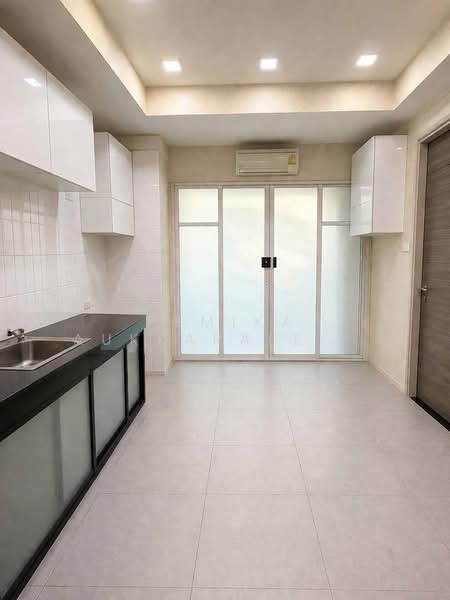 undefined, กรุงเทพ, ถนนพญาไท, ราชเทวี, กรุงเทพ, 225 ตร.ม., ทาวน์เฮ้าส์ ขาย, โดย Pemika Aukkaraleekul, 500304825 - DDproperty.com