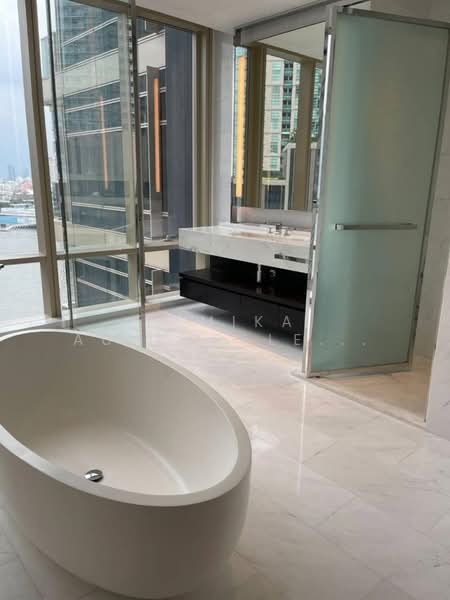 Four Seasons Private Residences : โฟร์ ซีซั่นส์ ไพรเวท เรสสิเด้นซ์, กรุงเทพ, 300 ถนนเจริญกรุง, ยานนาวา, สาทร, กรุงเทพ, 104 ตร.ม., คอนโด ขาย, โดย Pemika Aukkaraleekul, 500304863 - DDproperty.com