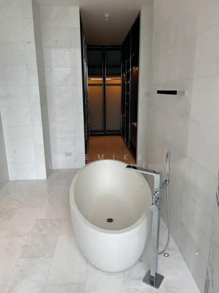 Four Seasons Private Residences, Bangkok, 300 Charoen Krung Road, Yan Nawa, Sathon, Bangkok, 1 Bedroom, 104 sqm, Condo For Sale, by Pemika Aukkaraleekul, 500304863 - DDproperty.com