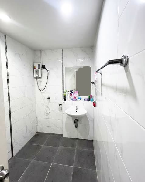 เดอะเซ็นทรัล 3 อัสสัมชัญ-ศรีราชา, Chon Buri (Pattaya), Surasak, Si Racha, Chon Buri (Pattaya), 2 Bedrooms, 107 sqm, Townhouse For Sale, by The Best Property เปิ้ล, 500304896 - DDproperty.com