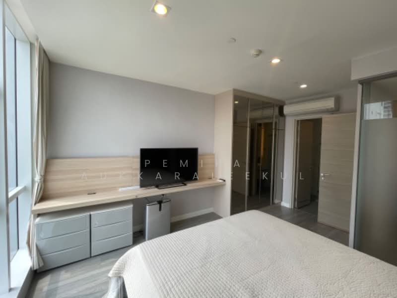 The Room Sathorn, Bangkok, 78 Pan Road, Silom, Bang Rak, Bangkok, 1 Bedroom, 50 sqm, Condo For Sale, by Pemika Aukkaraleekul, 500304898 - DDproperty.com