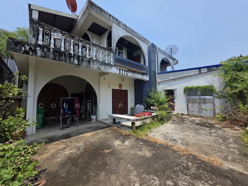 2 - story detached house and a 4 - story apartment building on a 143 square wa plot of land, Bangkok, , Bang Khun Sri, Bangkok Noi, Bangkok, 10+ Bedrooms, 200 sqm, Single Detached House For Sale, by Connex Property, 500304911 - DDproperty.com
