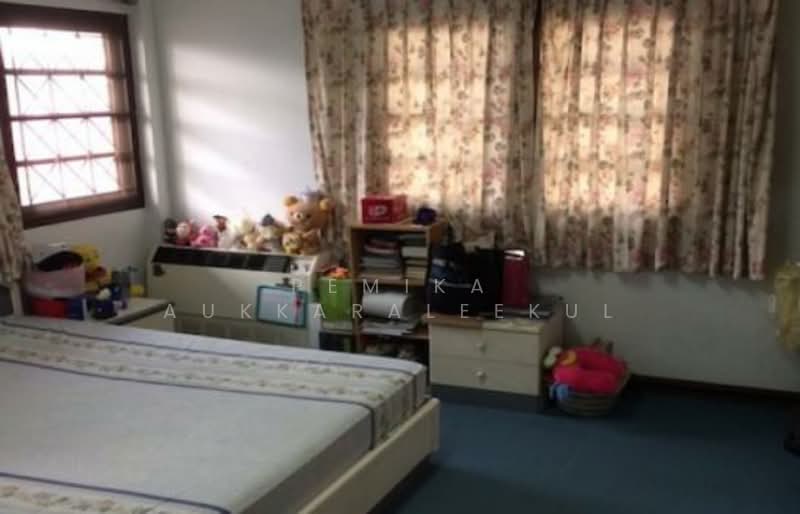 5-BR House, Bangkok, Chan Kasem, Chatuchak, Bangkok, 5 Bedrooms, 288 sqm, Single Detached House For Sale, by Pemika Aukkaraleekul, 500304928 - DDproperty.com