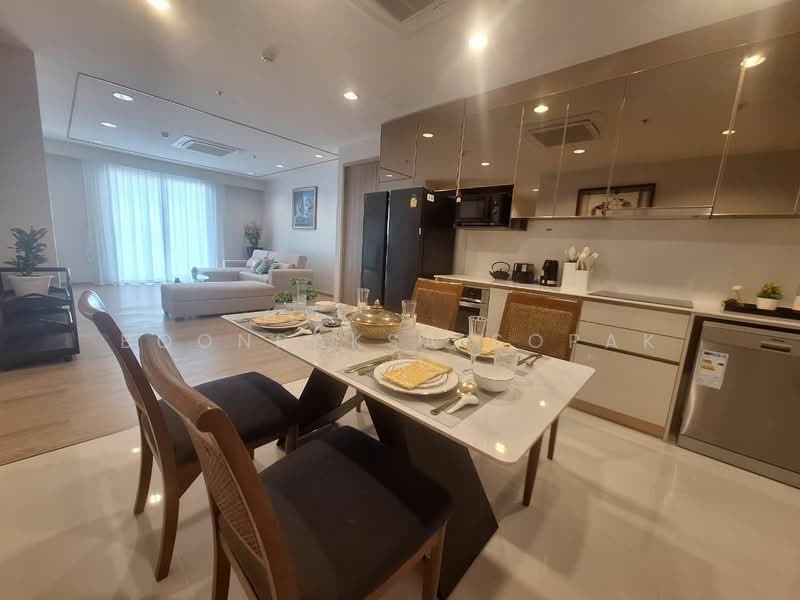 Sathorn 111, Bangkok, Thung Maha Mek, Sathon, Bangkok, 2 Bedrooms, 125 sqm, Apartment For Rent, by Boonraksa Sopak, 500304934 - DDproperty.com