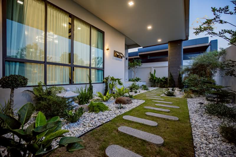 Lakeside Villa, Chon Buri (Pattaya), Bang Lamung, Bang Lamung (Pattaya), Chon Buri (Pattaya), 7 Bedrooms, 1,850 sqm, Single Detached House For Sale, by Peter Nielsen, 500304938 - DDproperty.com