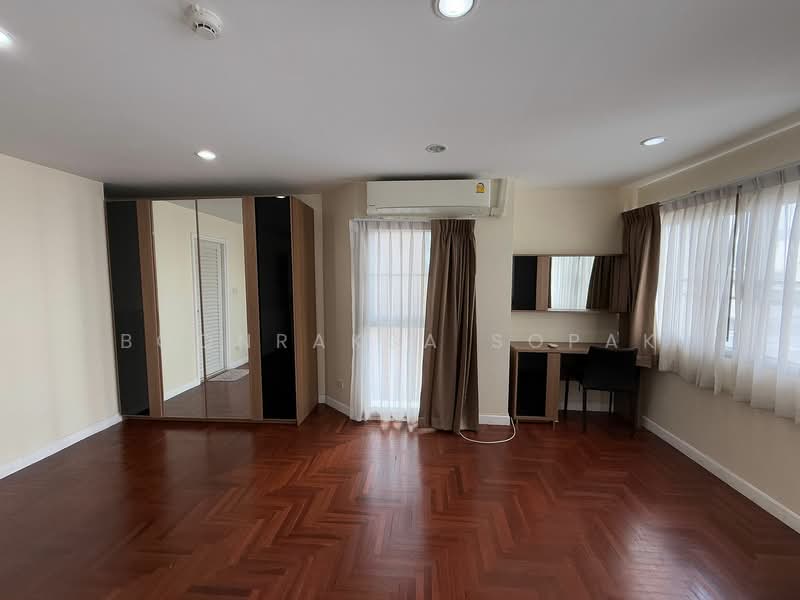 Silom Condominium : สีลมคอนโดมิเนียม, กรุงเทพ, สีลม, บางรัก, กรุงเทพ, 144 ตร.ม., คอนโด ให้เช่า, โดย Boonraksa Sopak, 500304981 - DDproperty.com