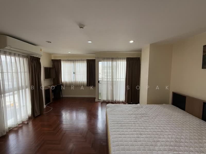 Silom Condominium, Bangkok, Silom, Bang Rak, Bangkok, 2 Bedrooms, 144 sqm, Condo For Rent, by Boonraksa Sopak, 500304981 - DDproperty.com