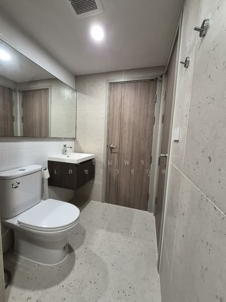 For Sale - Nue Core Khu Khot Station, Pathum Thani