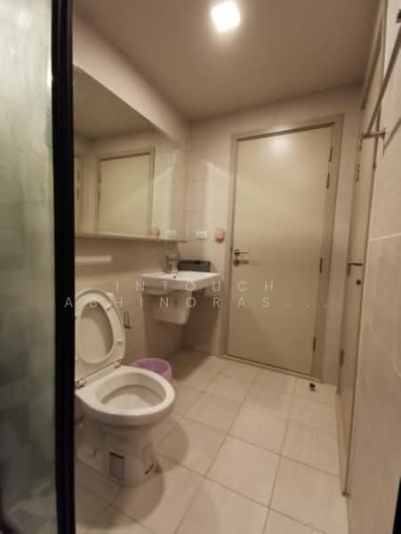 The Base Sukhumvit 50, Bangkok, Soi Roem Charoen 1, Sukhumvit 50 Road, Phra Kanong, Khlong Toei, Bangkok, 1 Bedroom, 35 sqm, Condo For Rent, by Intouch Abhinorasaeth, 500305010 - DDproperty.com