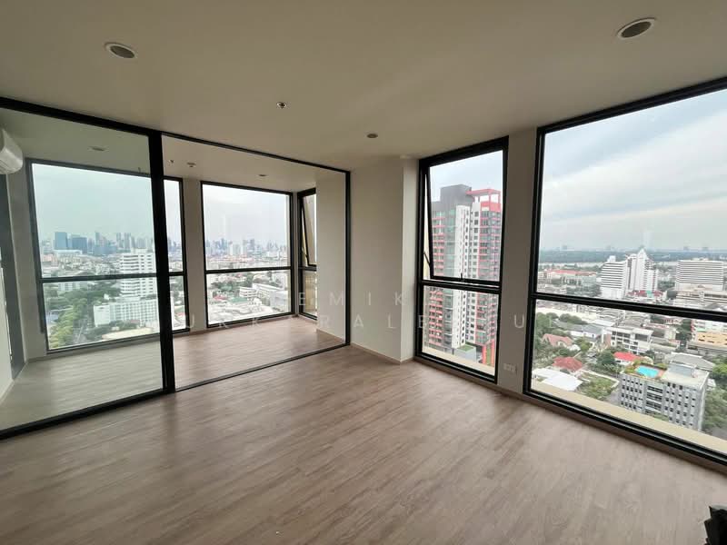 The Issara Sathorn : ดิ อิสสระ สาทร, กรุงเทพ, ถนนจันทน์, ทุ่งมหาเมฆ, สาทร, กรุงเทพ, 90 ตร.ม., คอนโด ขาย, โดย Pemika Aukkaraleekul, 500305033 - DDproperty.com