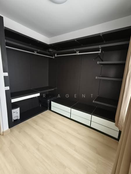 The Village 2 Bangna km.8, Samut Prakan, Soi Mahachai, Bang Na-Trat Road, Bangphli Yai, Bang Plee, Samut Prakan, 3 Bedrooms, 134 sqm, Townhouse For Rent, by NR AGENT, 500305060 - DDproperty.com