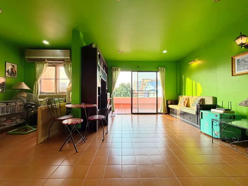 Single house on Navamin 81 Road, Bangkok, Nawamin, Bueng Kum, Bangkok, 4 Bedrooms, 300 sqm, Single Detached House For Sale, by คุณรวีวรรณ อู่เงิน, 500305116 - DDproperty.com