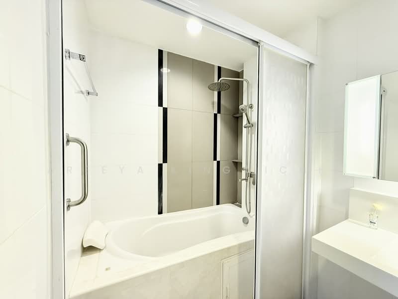 Rhythm Ratchada, Bangkok, 558 Ratchadaphisek Road, Samsen Nok, Huai Khwang, Bangkok, 1 Bedroom, 46 sqm, Condo For Rent, by Areeya Kingwichit, 500305137 - DDproperty.com