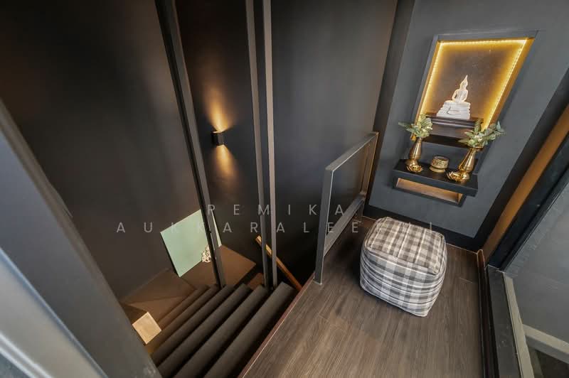 For Sale - 3-BR Townhouse, Bangkok