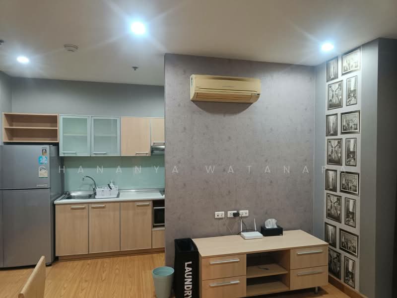 The Complete Narathiwat, Bangkok, 9 Naradhiwas Rajanagarindra Rd, Chong Nonsi, Yan Nawa, Bangkok, 1 Bedroom, 36 sqm, Condo For Rent, by Chananya Watanapa, 500305160 - DDproperty.com