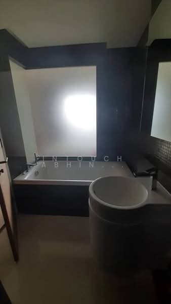 Rhythm Sukhumvit 50, Bangkok, 8 Sukhumvit 50, Sukhumvit Road, Phra Kanong, Khlong Toei, Bangkok, 1 Bedroom, 45 sqm, Condo For Rent, by Intouch Abhinorasaeth, 500305187 - DDproperty.com