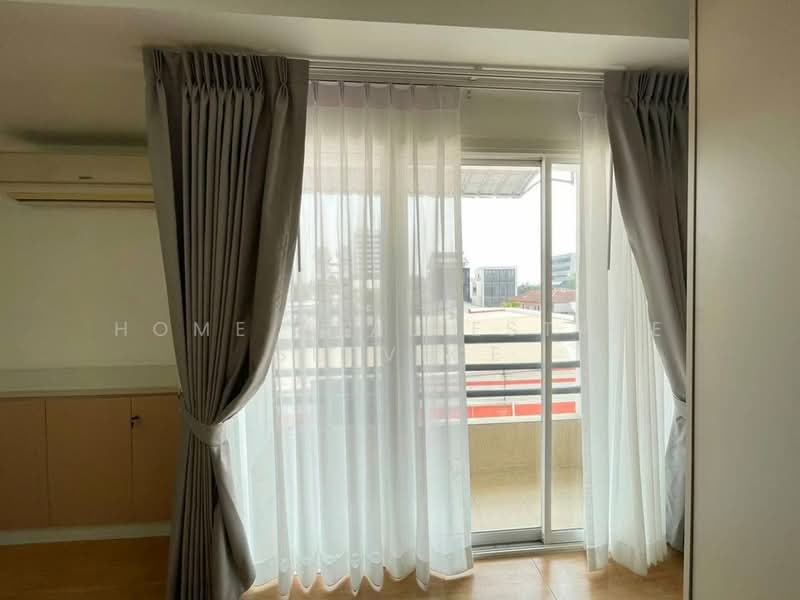 Royal Park Condominium, Bangkok, 41 Soi Phahonyothin 8, Samsen Nai, Phaya Thai, Bangkok, 2 Bedrooms, 220 sqm, Condo For Sale, by HOME Real Estate Service, 500305193 - DDproperty.com