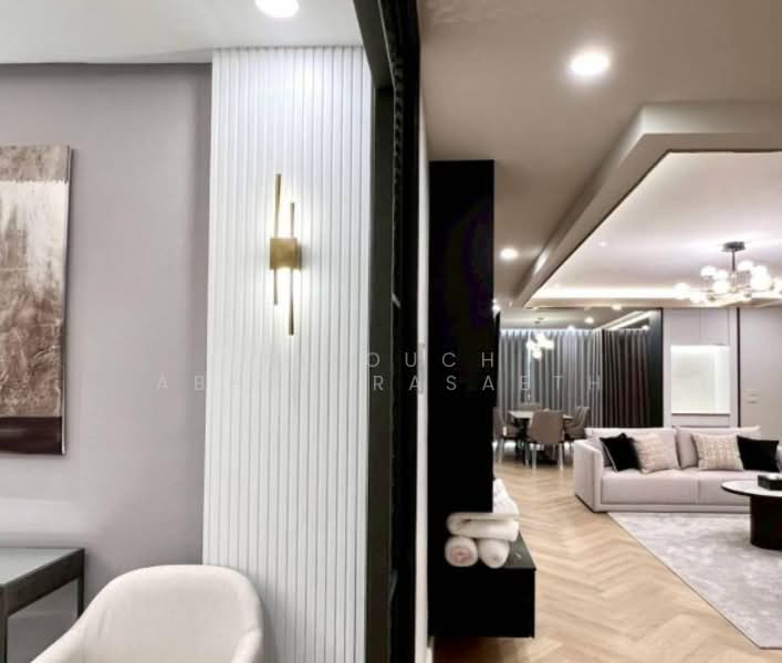 President Park Sukhumvit 24, Bangkok, 99 Sukhumvit 24 Alley, Khlongtoei Nua, Watthana, Bangkok, 3 Bedrooms, 223 sqm, Condo For Sale, by Intouch Abhinorasaeth, 500305196 - DDproperty.com