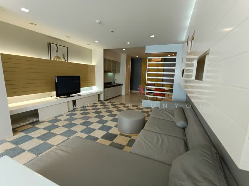 St Louis Grand Terrace, Bangkok, Soi Sathon 11 S Sathon Rd, Yan Nawa, Sathon, Bangkok, 2 Bedrooms, 117 sqm, Condo For Sale, by Nattapat Reunyota, 500305197 - DDproperty.com