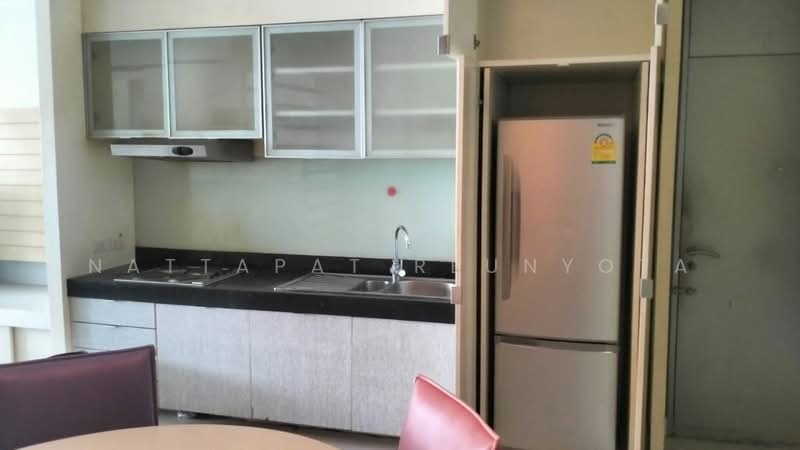 St Louis Grand Terrace, Bangkok, Soi Sathon 11 S Sathon Rd, Yan Nawa, Sathon, Bangkok, 2 Bedrooms, 117 sqm, Condo For Sale, by Nattapat Reunyota, 500305197 - DDproperty.com