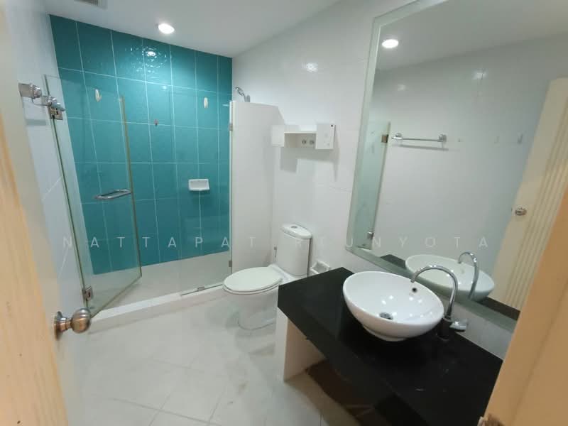 St Louis Grand Terrace, Bangkok, Soi Sathon 11 S Sathon Rd, Yan Nawa, Sathon, Bangkok, 2 Bedrooms, 117 sqm, Condo For Sale, by Nattapat Reunyota, 500305197 - DDproperty.com
