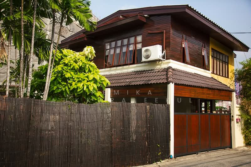 For Sale - 3-BR House, Bangkok