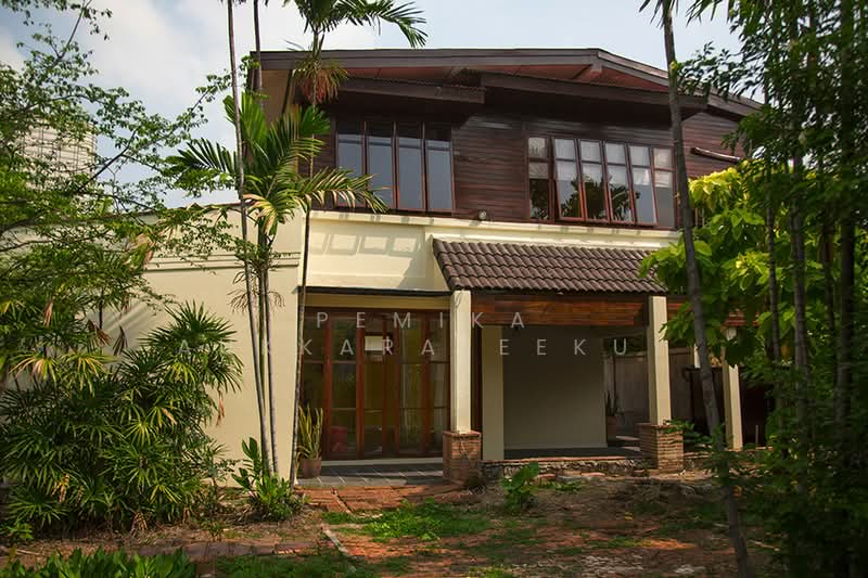 For Sale - 3-BR House, Bangkok