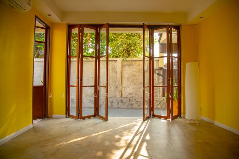 For Sale - 3-BR House, Bangkok