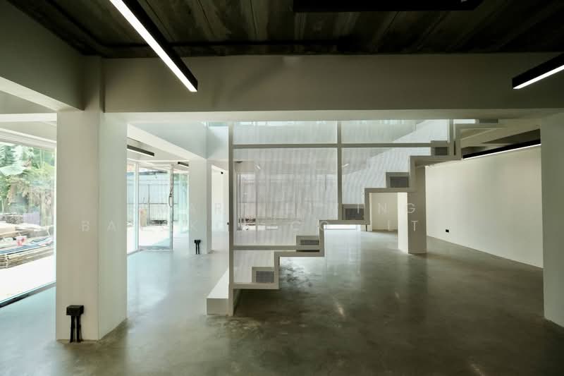 Office Standalone Nakniwas 15, Bangkok, Lat Phrao, Lat Phrao, Bangkok, , 600 sqm, Office Space For Rent, by Smart Living Bangkok Co.,Ltd., 500305210 - DDproperty.com