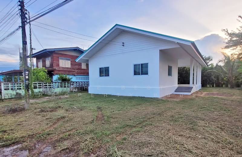 บ้านเดี่ยวไทรงาม กำแพงเพชร, Kamphaeng Phet, Phan Thong, Sai Ngam, Kamphaeng Phet, 2 Bedrooms, 100 sqm, Single Detached House For Sale, by The Best Property หน่อย, 500305226 - DDproperty.com