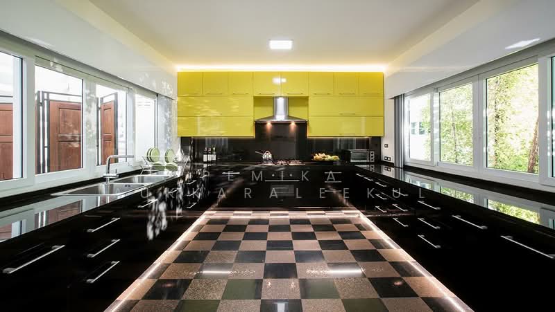 4-BR House, Bangkok, Din Daeng, Din Daeng, Bangkok, 4 Bedrooms, 600 sqm, Single Detached House For Sale, by Pemika Aukkaraleekul, 500305252 - DDproperty.com