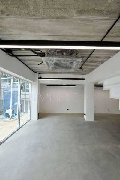 Office Standalone Nakniwas 15, Bangkok, Lat Phrao, Bangkok, , 600 sqm, Office Space For Sale, by Smart Living Bangkok Co.,Ltd., 500305290 - DDproperty.com