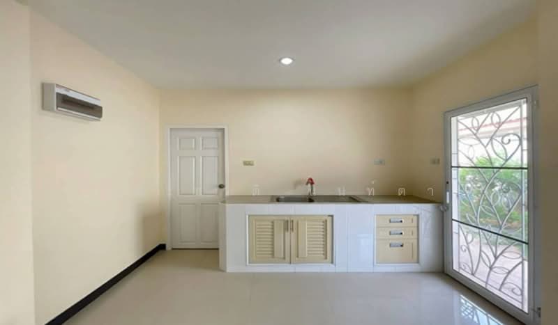 Baan Poomsiri Rangsit Klong 7, Pathum Thani, Soi Poomsiri Khlong 7 Village, Lam Phak Kut, Thanyaburi, Pathum Thani, 3 Bedrooms, 220 sqm, Single Detached House For Sale, by ชนะชาติ นนท์ตา, 500305302 - DDproperty.com
