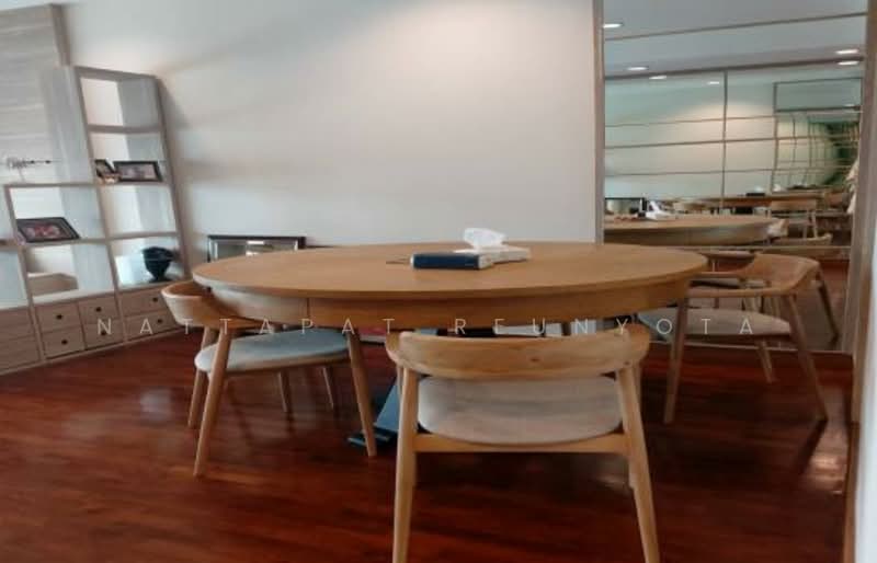 Baan Nonzee, Bangkok, 33 Chan Rd, Chong Nonsi, Yan Nawa, Bangkok, 3 Bedrooms, 148 sqm, Condo For Sale, by Nattapat Reunyota, 500305335 - DDproperty.com