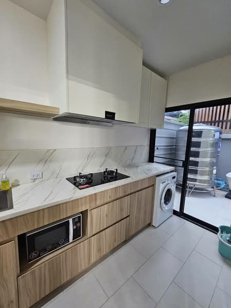 Home Office for Rent: Deco Home Office near BTS Bearing (SPSAD3982), Bangkok, Bang Na, Bang Na, Bangkok, 2 Bedrooms, 200 sqm, Townhouse For Rent, by Agent Pla, 500305343 - DDproperty.com