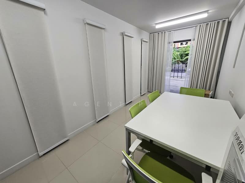 Home Office for Rent: Deco Home Office near BTS Bearing (SPSAD3982), Bangkok, Bang Na, Bang Na, Bangkok, 2 Bedrooms, 200 sqm, Townhouse For Rent, by Agent Pla, 500305343 - DDproperty.com
