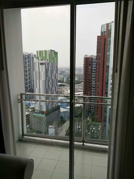 The Bloom Sukhumvit 71, Bangkok, Soi Sukhumvit 71, Phra Kanong Nua, Watthana, Bangkok, 2 Bedrooms, 59 sqm, Condo For Sale, by Pemika Aukkaraleekul, 500305356 - DDproperty.com