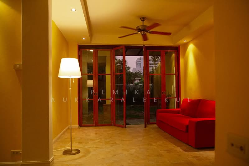 3-BR House, Bangkok, Din Daeng, Din Daeng, Bangkok, 3 Bedrooms, 160 sqm, Single Detached House For Sale, by Pemika Aukkaraleekul, 500305360 - DDproperty.com