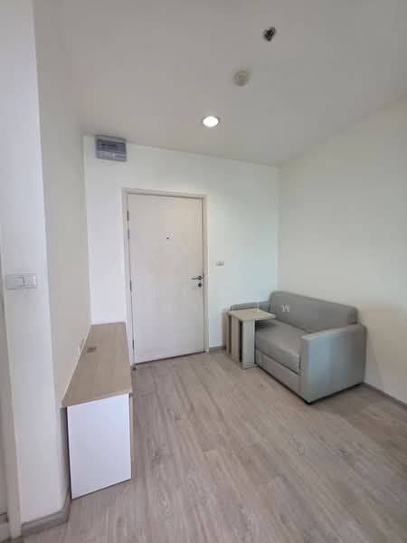 Aspire Ratchada-Wongsawang, Bangkok, ฺฺBangkok-Nonthaburi Road, Wong Sawang, Bang Sue, Bangkok, 1 Bedroom, 26 sqm, Condo For Sale, by สรวีย์ ศรีพรอำไพ, 500305384 - DDproperty.com