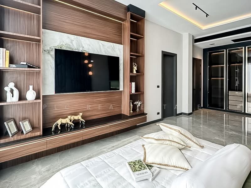 Luxury Pool Villa for Sale Thung Klom Tan Man Pattaya, Chon Buri (Pattaya), Bang Lamung, Bang Lamung (Pattaya), Chon Buri (Pattaya), 5 Bedrooms, 451 sqm, Villa For Sale, by PLC real estate, 500305396 - DDproperty.com