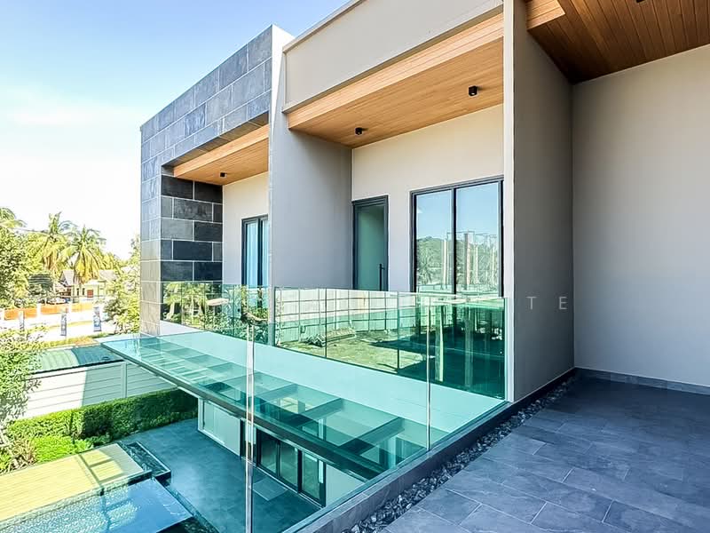 Luxury Pool Villa for Sale Thung Klom Tan Man Pattaya, Chon Buri (Pattaya), Bang Lamung, Bang Lamung (Pattaya), Chon Buri (Pattaya), 5 Bedrooms, 451 sqm, Villa For Sale, by PLC real estate, 500305396 - DDproperty.com