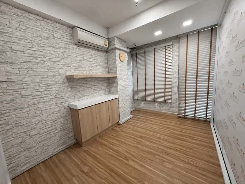 Supalai Prima Riva (Residential), Bangkok, Rama 3 Road, Chong Nonsi, Yan Nawa, Bangkok, 4 Bedrooms, 255 sqm, Condo For Sale, by หริรักษ์ ตั้งติรวัฒน์, 500305409 - DDproperty.com