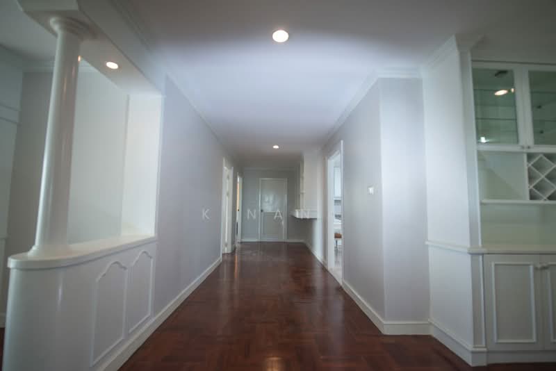 Oriental Towers, Bangkok, 25 Soi Ekkamai 12, Ekkamai Road, Khlong Tan Nua, Watthana, Bangkok, 3 Bedrooms, 350 sqm, Condo For Rent, by K.Nana, 500305414 - DDproperty.com
