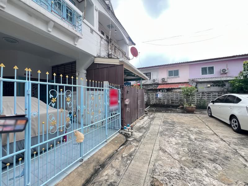 Buathong Thani, Nonthaburi, Soi Buathong Thani Village, Bang Bua Thong, Nonthaburi, 2 Bedrooms, 100 sqm, Townhouse For Sale, by The Best Property บี, 500305454 - DDproperty.com
