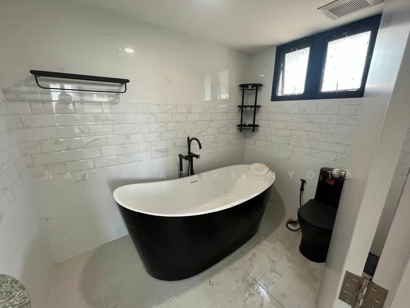 Baan Chan Condominium, Bangkok, Soi Thonglor 20, Thonglor Road, Khlong Tan Nua, Watthana, Bangkok, 4 Bedrooms, 156 sqm, Condo For Sale, by Nattapat Reunyota, 500305482 - DDproperty.com