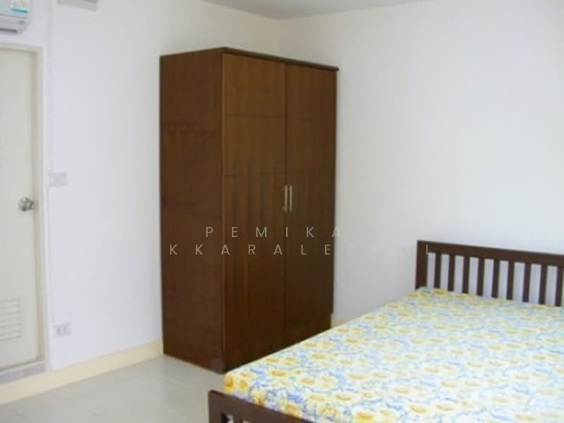 7-BR House, Bangkok, Din Daeng, Din Daeng, Bangkok, 7 Bedrooms, 200 sqm, Single Detached House For Sale, by Pemika Aukkaraleekul, 500305494 - DDproperty.com